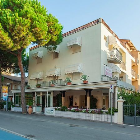 Hotel Benvenuti Gatteo a Mare Zewnętrze zdjęcie